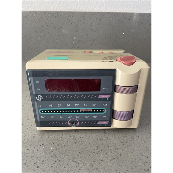 Vintage P'Jammer Alarm Clock Radio GE 7-4607WHA Tested & Working! - Picture 1 of 11